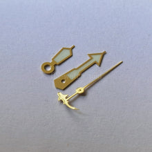 Load image into Gallery viewer, Watch hand shark Skeleton