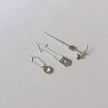 Load image into Gallery viewer, Watch Hand shark