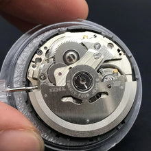 Load image into Gallery viewer, Seiko NH34 Automatic Movement