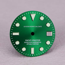 Load image into Gallery viewer, YACHT sunbrust green dial  28.5mm
